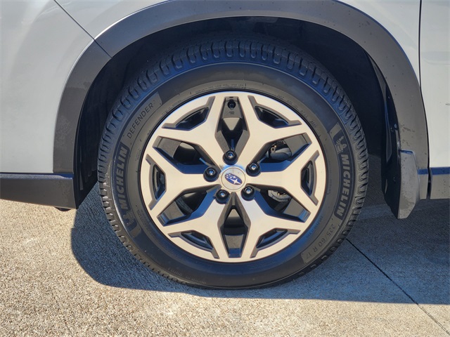 2021 Subaru Forester Premium White at Emmons Autoplex
