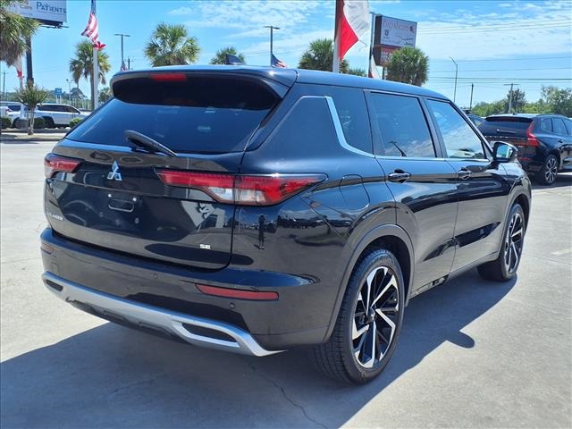 2023 Mitsubishi Outlander SE Black at Emmons Autoplex