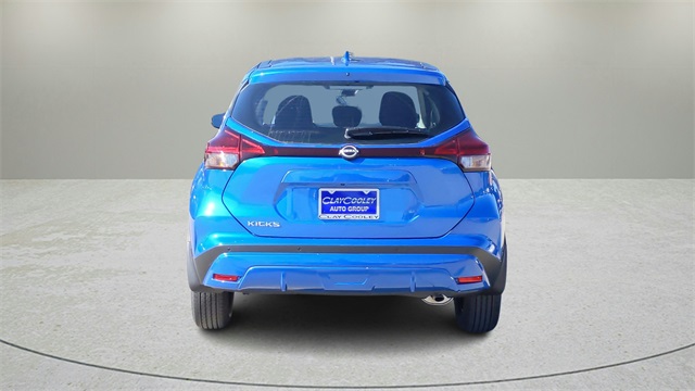 2025 Nissan Kicks Play