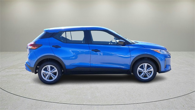 2025 Nissan Kicks Play