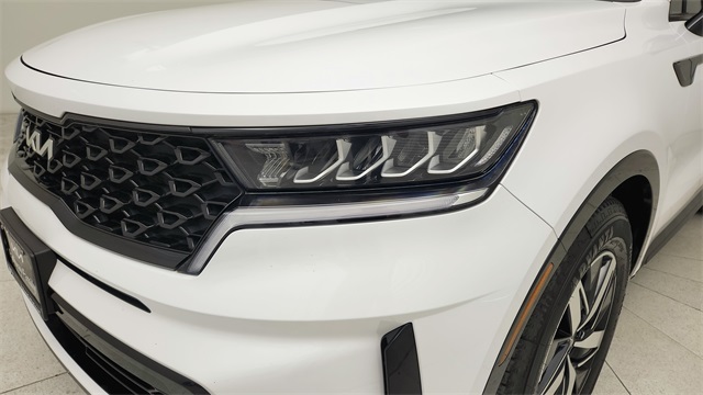 2022 Kia Sorento S White at Westside Lexus