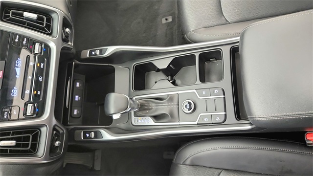 2022 Kia Sorento S White at Westside Lexus