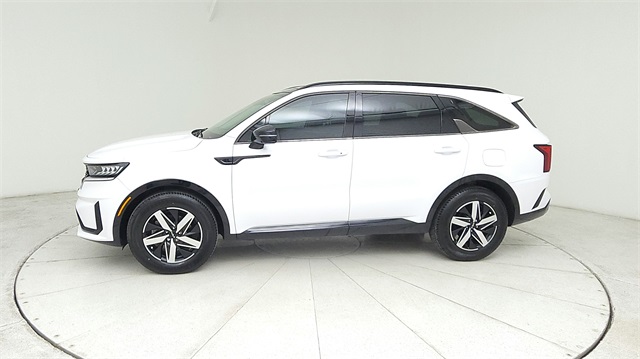 2022 Kia Sorento S White at Westside Lexus
