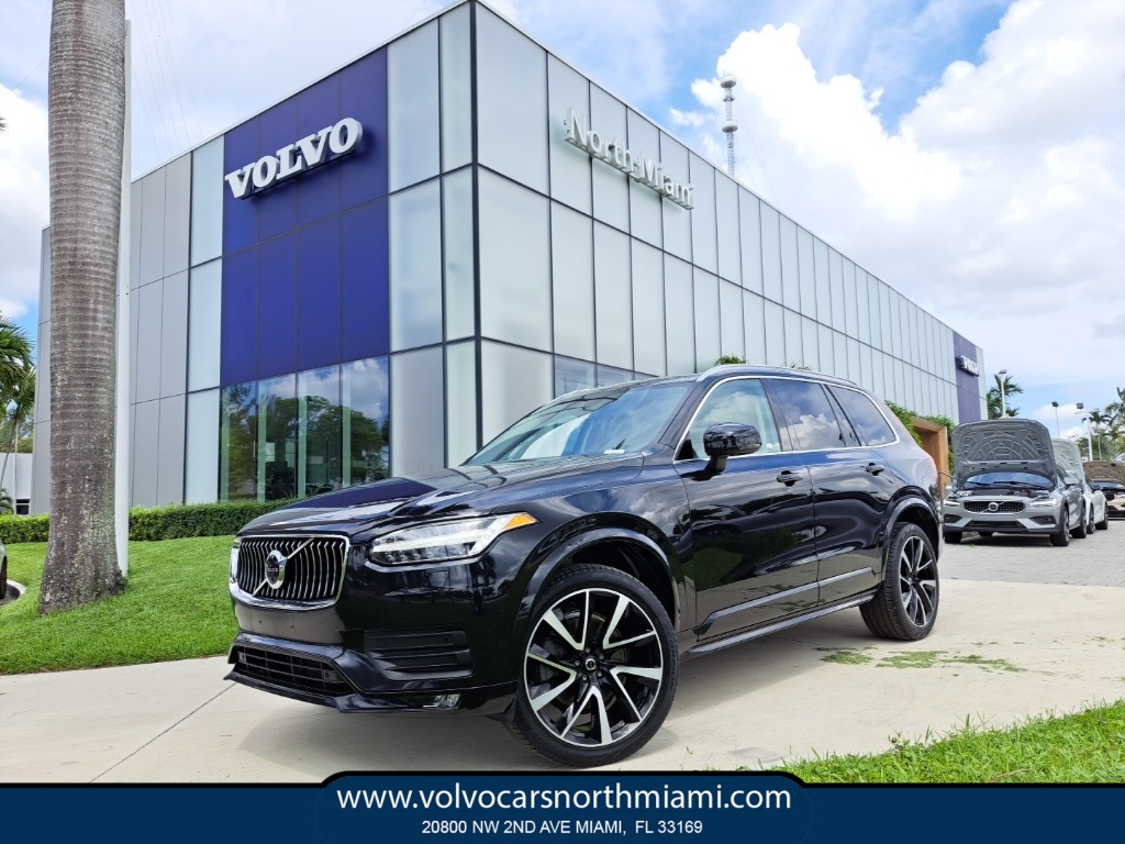 2020 Volvo XC90 T6 Momentum