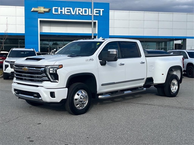 2024 Chevrolet Silverado 3500HD High Country Crew Cab 4WD