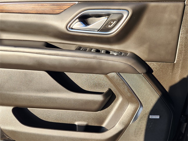 2021 Chevrolet Suburban High Country Black at Baytown Hyundai