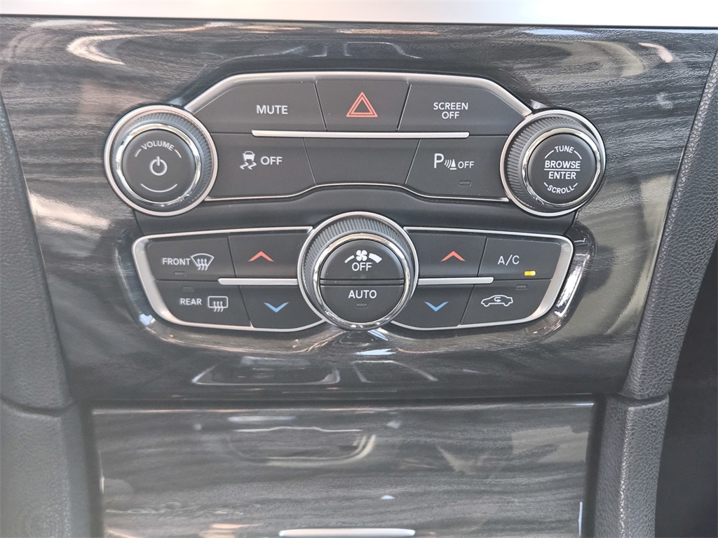 Used Car 2022 Chrysler 300  Touring For Sale Under $30,000 In San Marcos, Texas