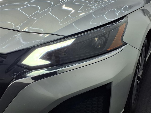 2023 Nissan Altima 2.5 SV - 7