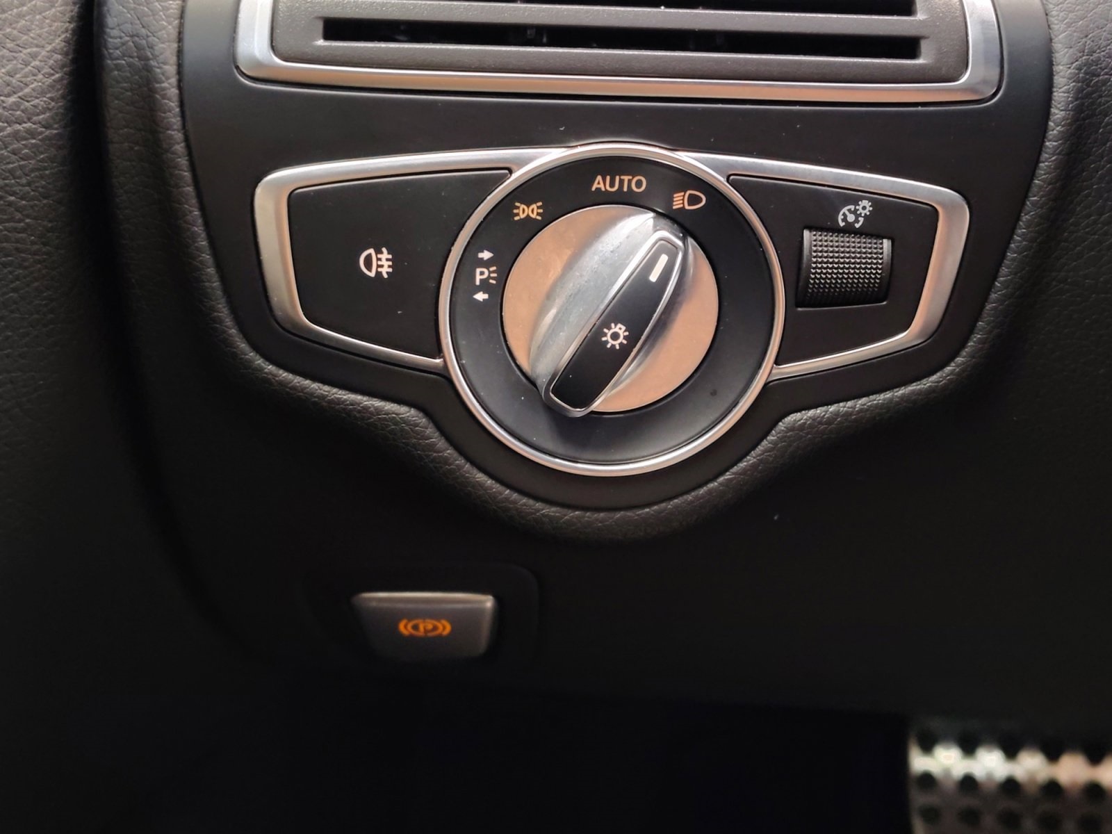 Used Car 2018 Mercedes-benz C-class  C 300 For Sale Under $25,000 In San Antonio, Texas
