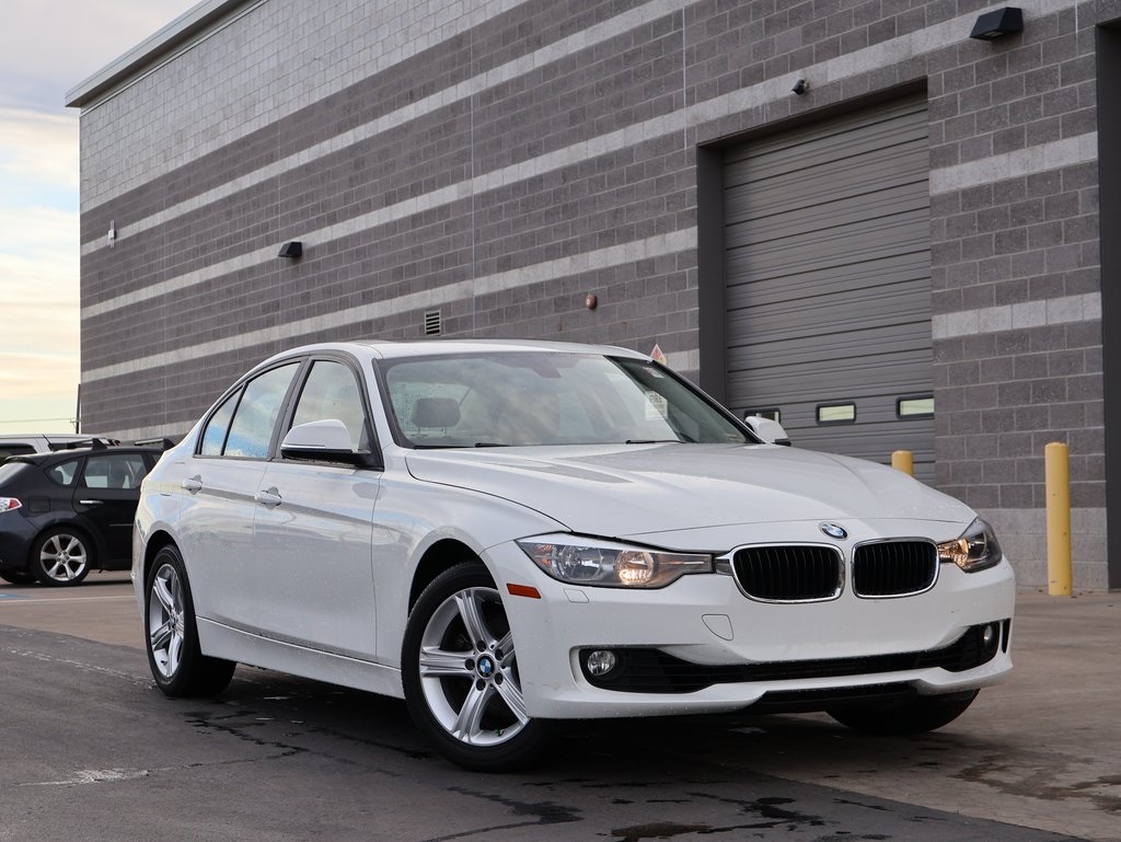 2014 BMW 3 Series 328i xDrive Sedan AWD