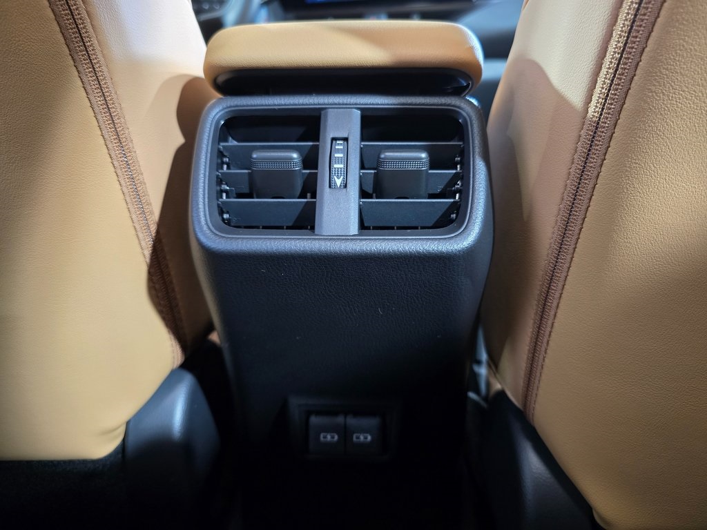 Thumbnail: 2025 Lexus UX - 29