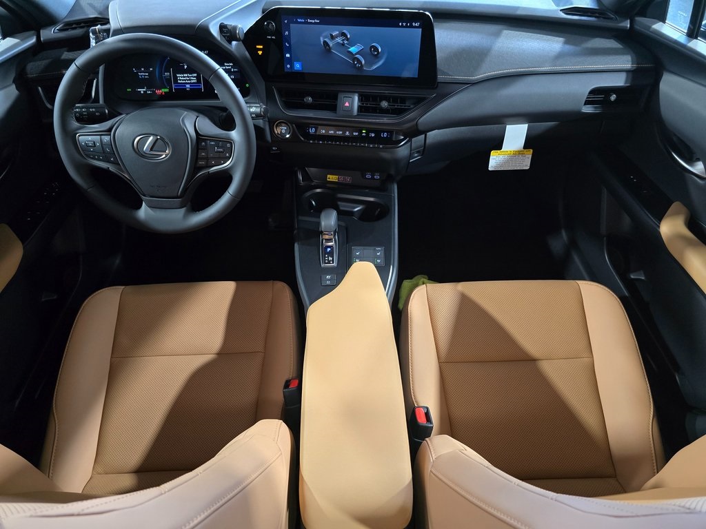 Thumbnail: 2025 Lexus UX - 31