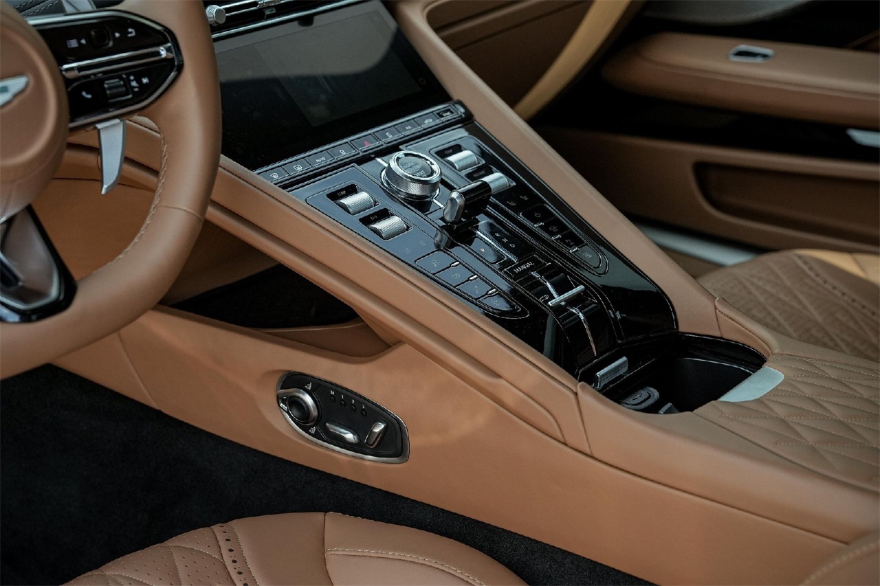 Used Car 2024 Aston Martin Db12  For Sale Under $260,000 In Austin, Texas