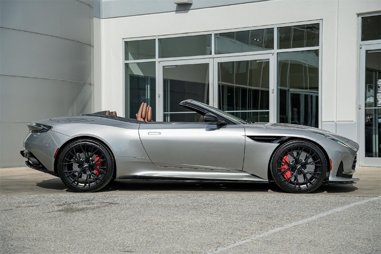 Used Car 2024 Aston Martin Db12  For Sale Under $260,000 In Austin, Texas