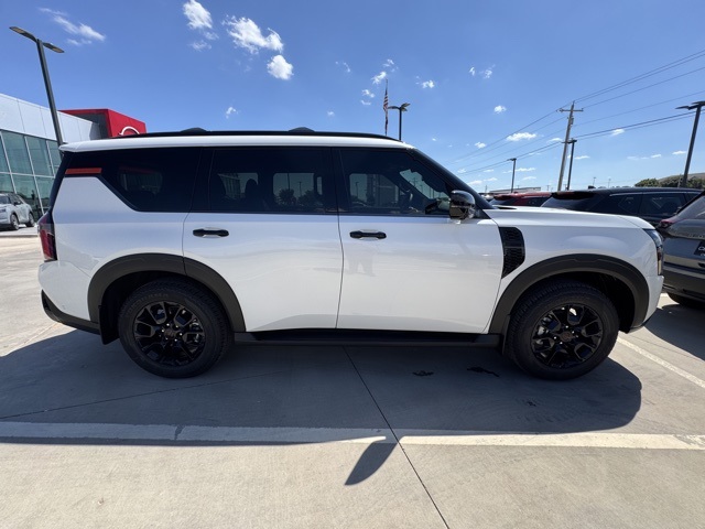 2026 Nissan Armada photo 5