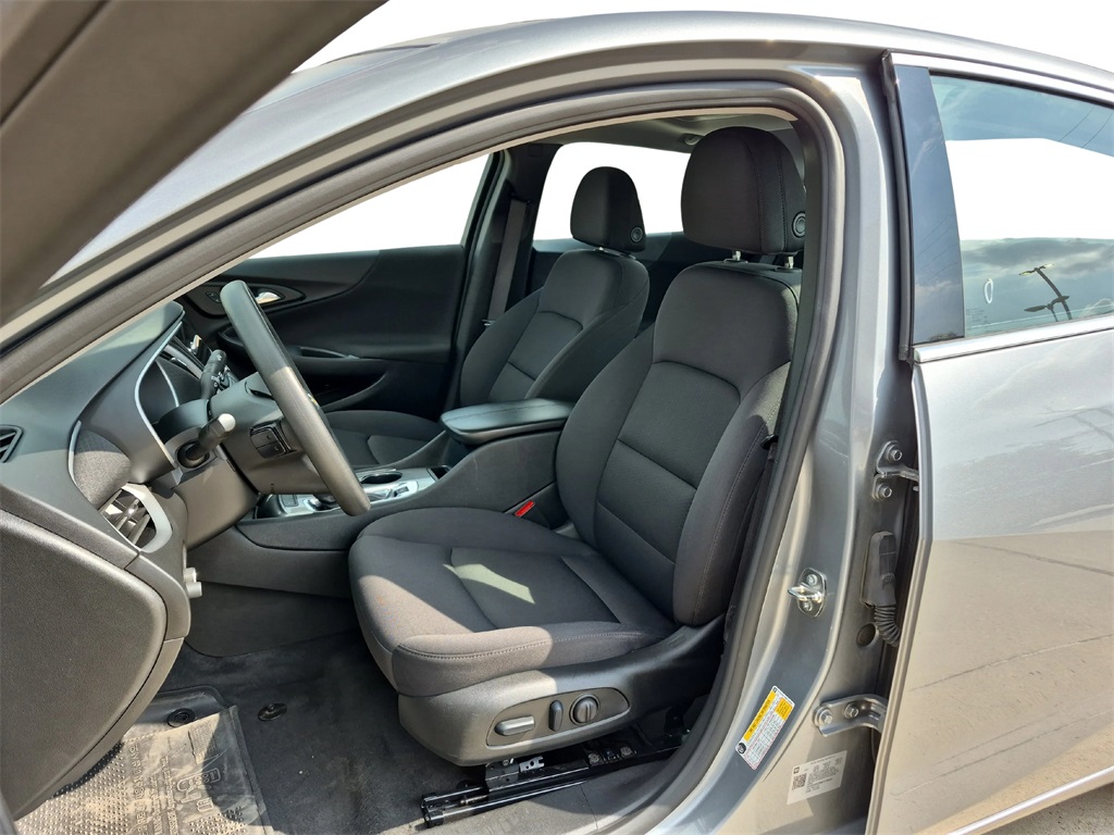 2024 Chevrolet Malibu LT Gray at Traditions Chevrolet
