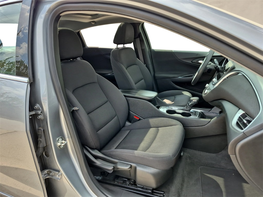 2024 Chevrolet Malibu LT Gray at Traditions Chevrolet