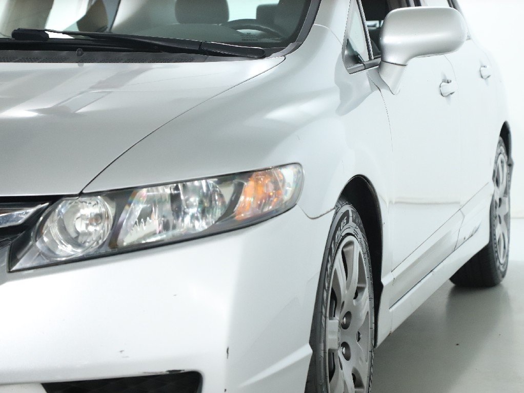 2010 Honda Civic LX photo 3