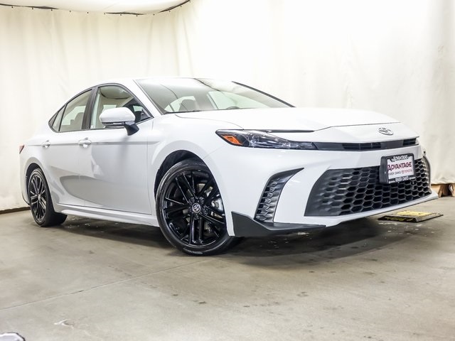 2025 Toyota Camry SE FWD