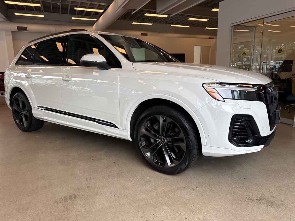 /2025 Audi Q7