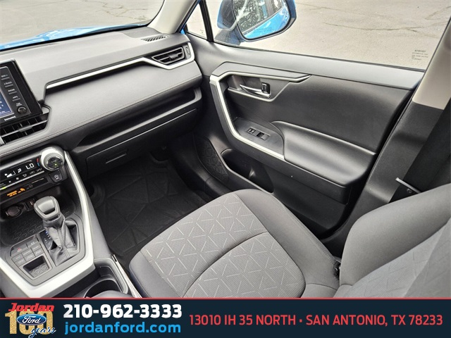 Used Car 2021 Toyota Rav4  Xle For Sale Under $25,000 In San Antonio, Texas