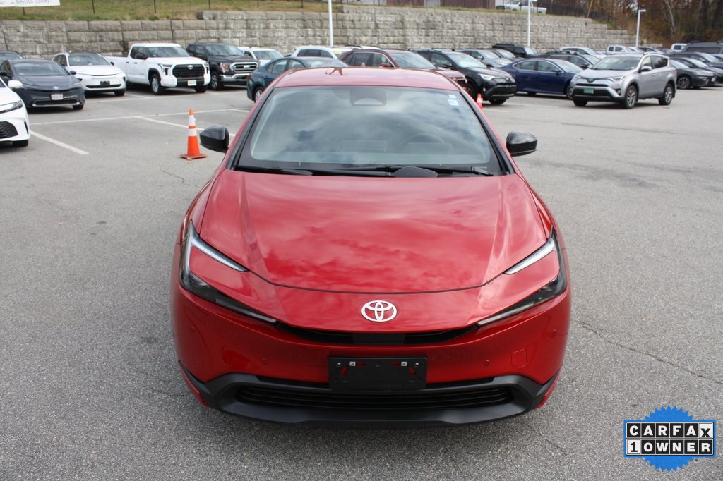2023 Toyota Prius LE photo 3