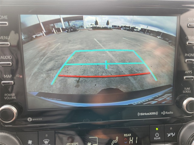 2022 Toyota Highlander XLE Silver at Don McGill Toyota