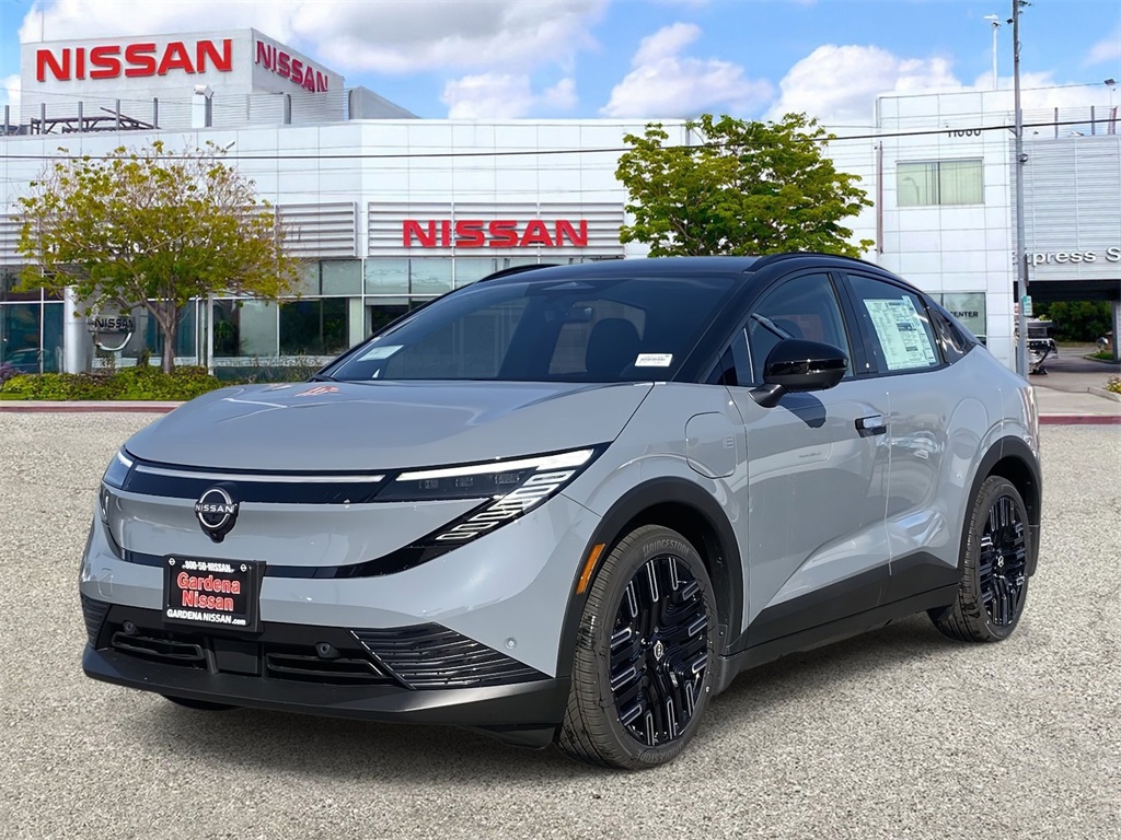 2026 Nissan LEAF Platinum+'s photo