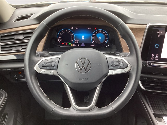 Used Car 2025 Volkswagen Atlas  2.0t Se W/technology For Sale Under $35,000 In San Antonio, Texas