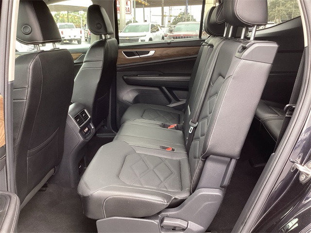 Used Car 2025 Volkswagen Atlas  2.0t Se W/technology For Sale Under $35,000 In San Antonio, Texas