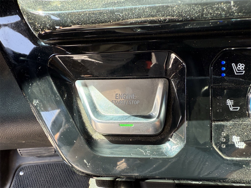 2024 GMC Sierra 1500 AT4 White at South Houston Nissan