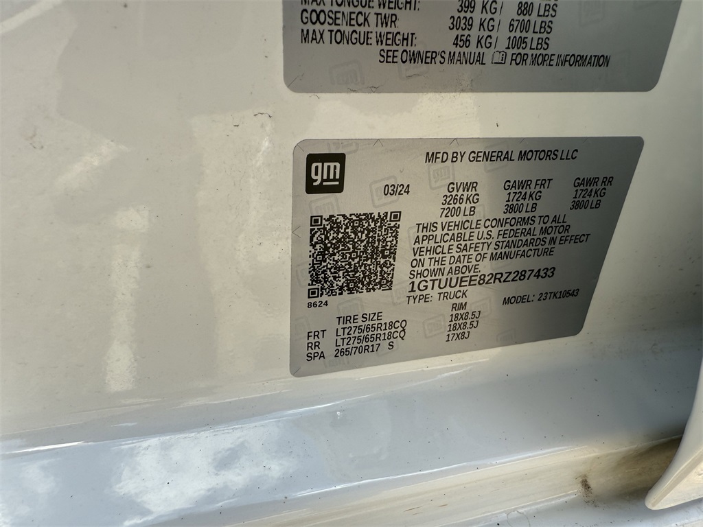 2024 GMC Sierra 1500 AT4 White at South Houston Nissan