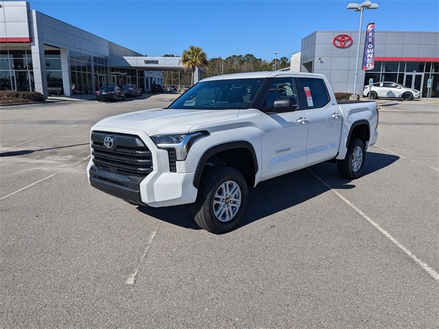 2025 Toyota Tundra SR5 - 6