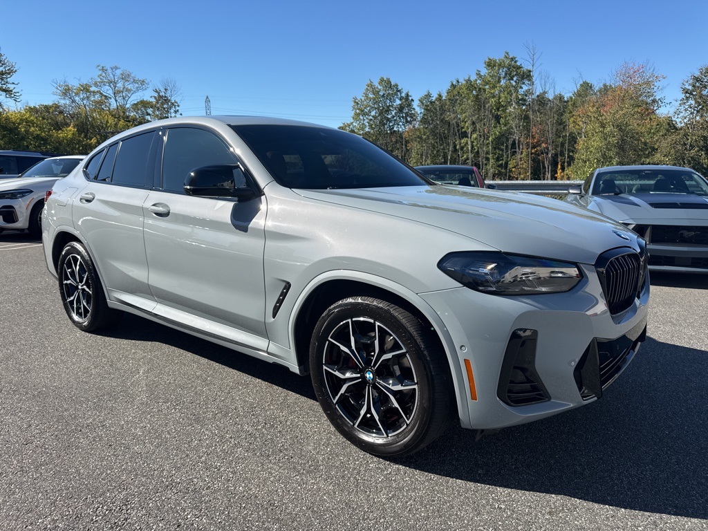 /2024 BMW X4