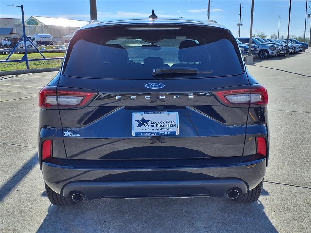 2024 Ford Escape ST-Line - 4