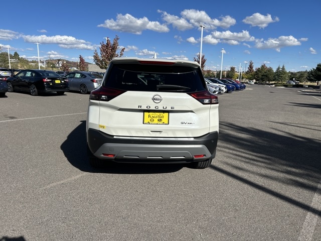 2023 Nissan Rogue SV photo 3