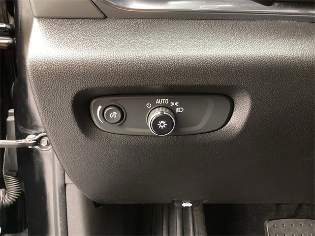 Used Car 2020 Chevrolet Traverse  Ls For Sale Under $20,000 In San Antonio, Texas