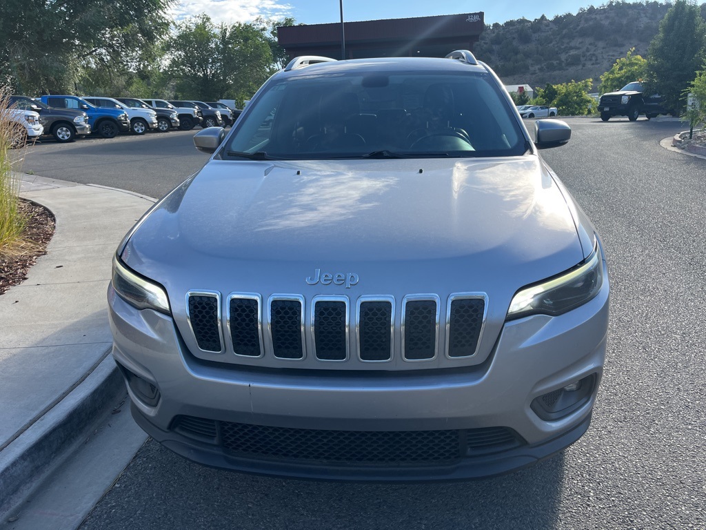 2019 Jeep Cherokee Latitude photo 3