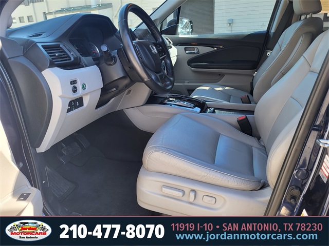 Used Car 2019 Honda Pilot  Touring For Sale Under $25,000 In San Antonio, Texas