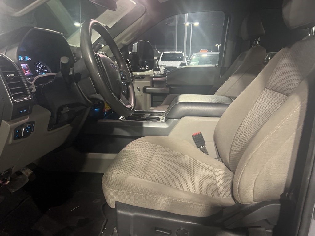 Used Car 2022 Ford F-450sd  Xlt For Sale Under $70,000 In Floresville, Texas