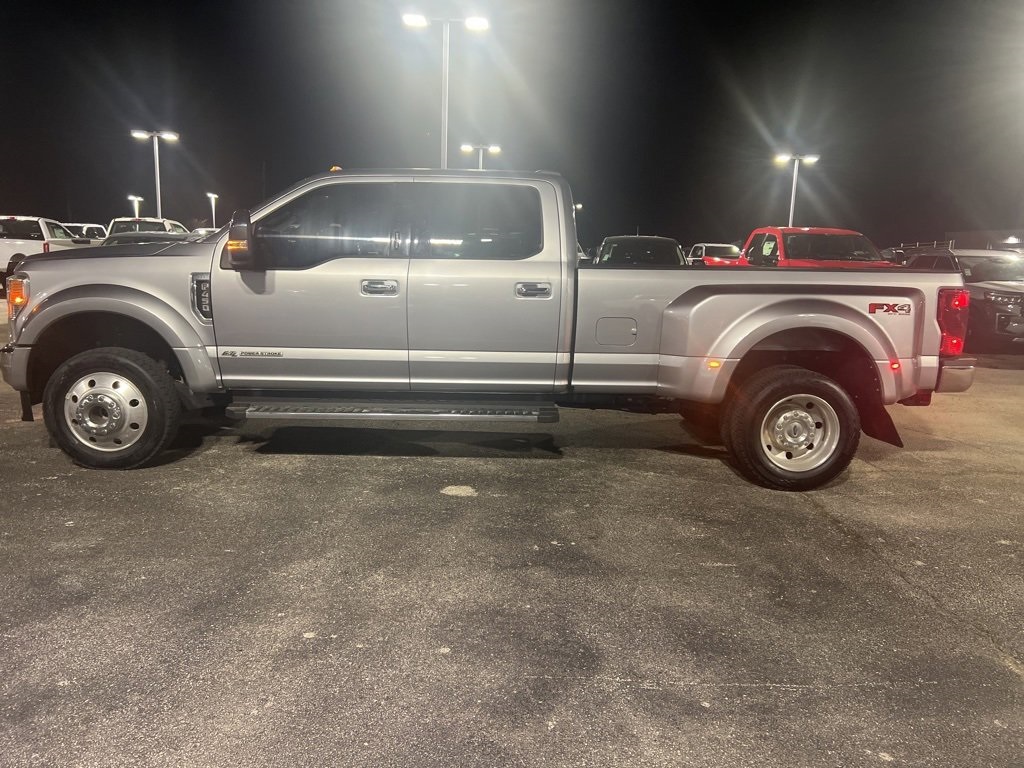 Used Car 2022 Ford F-450sd  Xlt For Sale Under $70,000 In Floresville, Texas