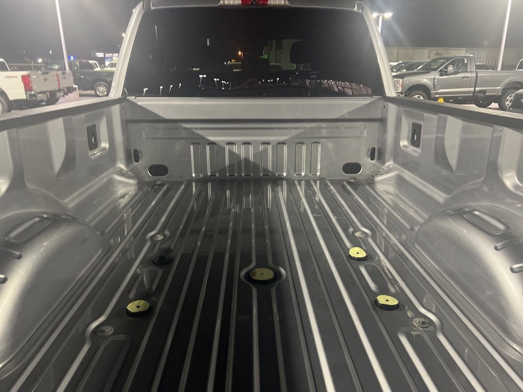 Used Car 2022 Ford F-450sd  Xlt For Sale Under $70,000 In Floresville, Texas