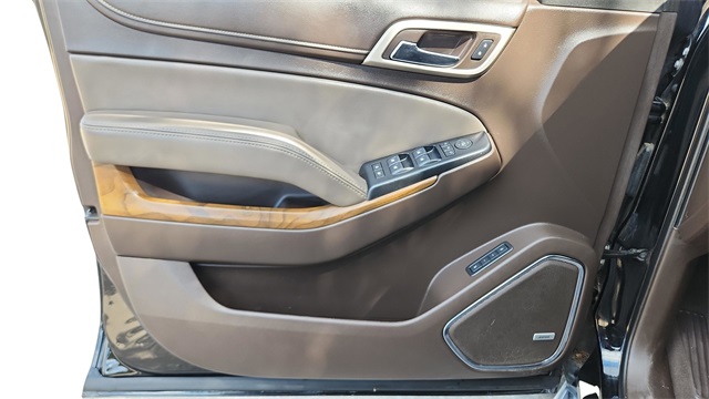 2019 GMC Yukon - Image 24