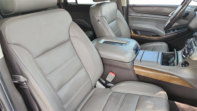 2019 GMC Yukon - Image 32