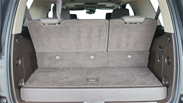 2019 GMC Yukon - Image 34