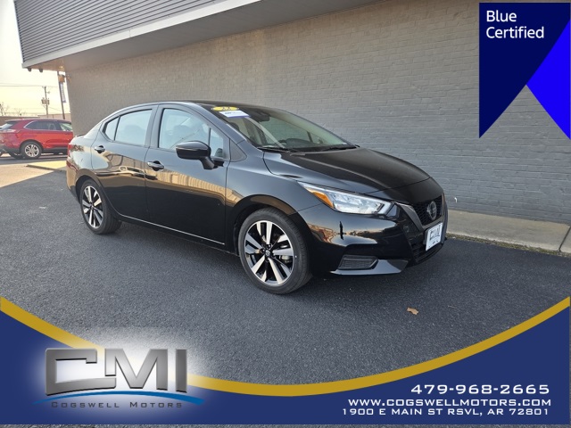 2022 Nissan Versa SR FWD