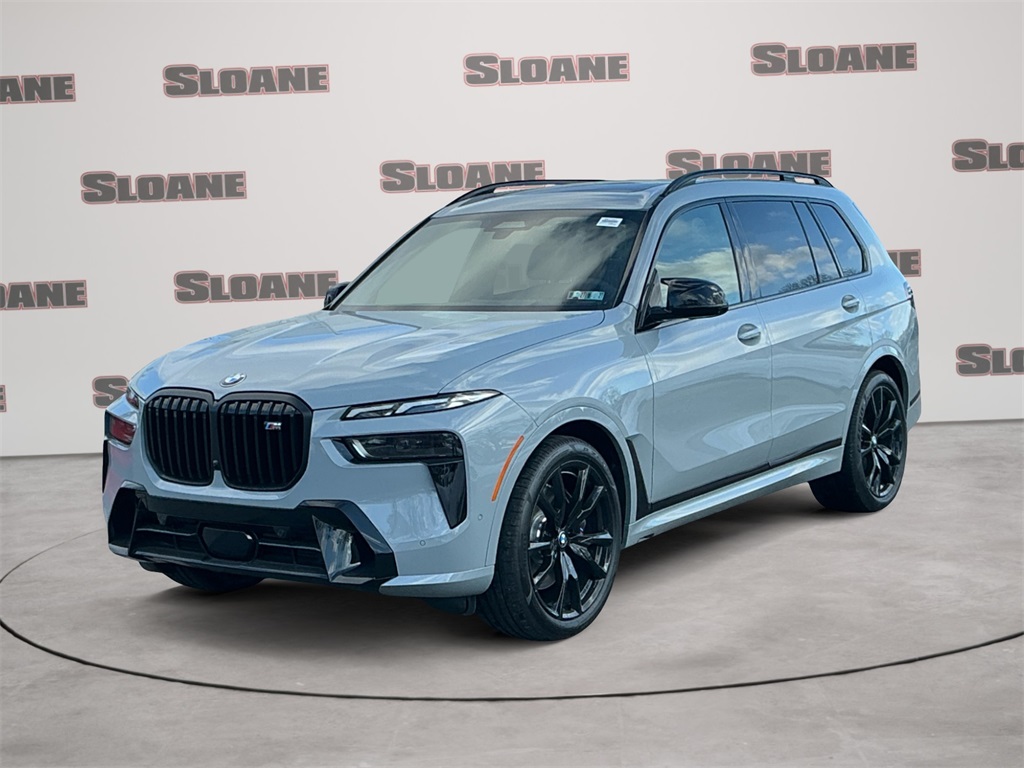 2026 BMW X7 M60i AWD