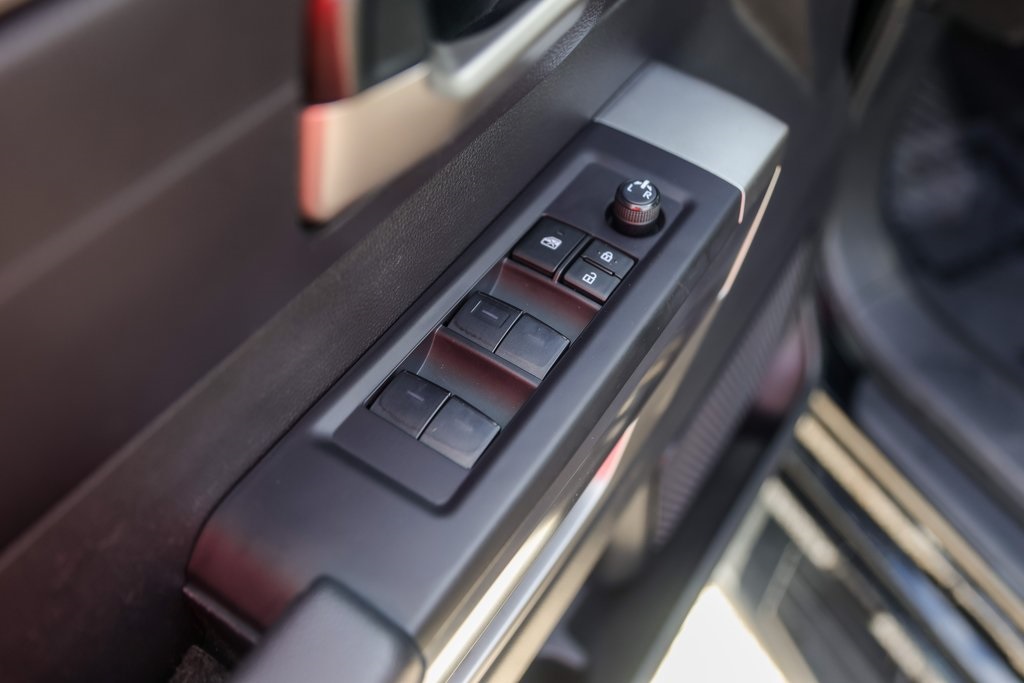 Used Car 2023 Toyota Tundra  Sr5 For Sale Under $40,000 In Austin, Texas