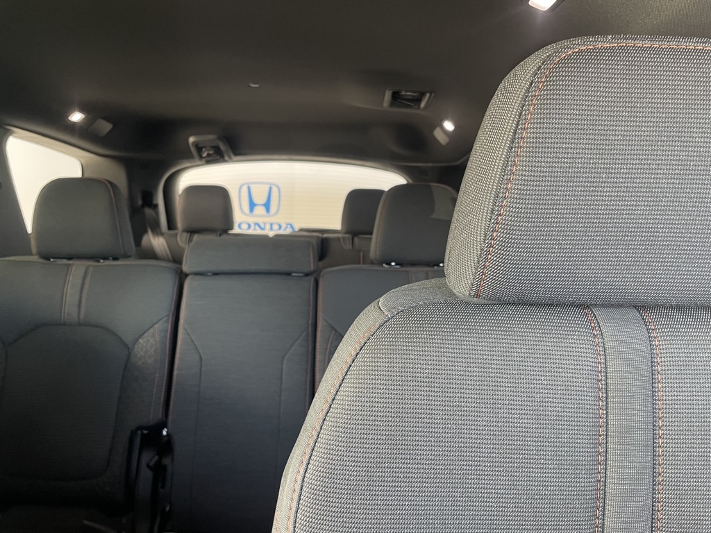 Thumbnail: 2025 Honda Pilot - 22