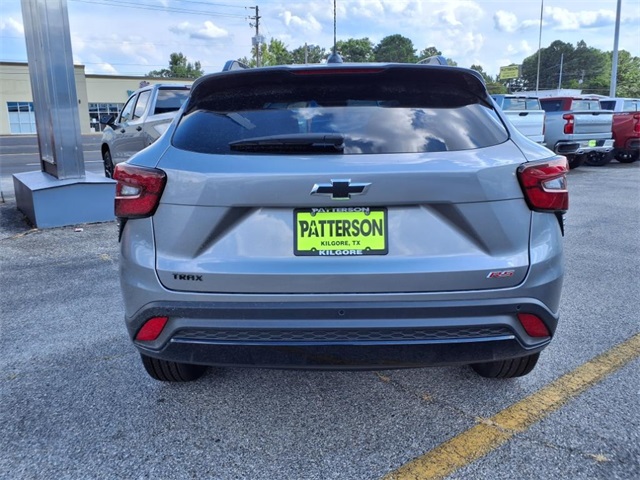 2026 Chevrolet Trax LT photo 3